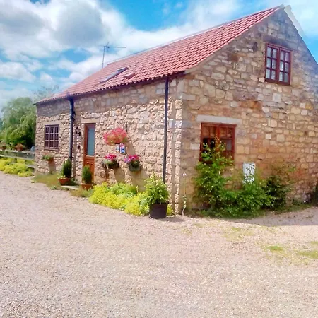Holiday home The Old Cart House *