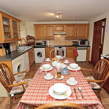 The Old Cart House Holiday home Salton