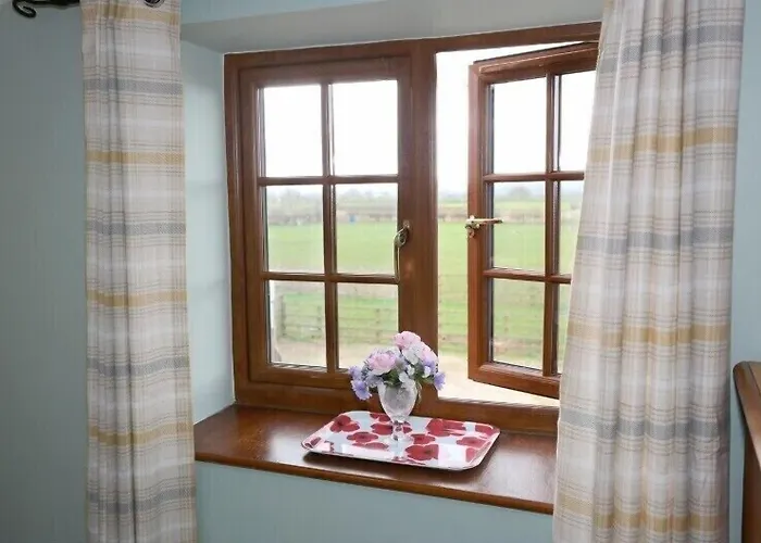 The Old Cart House * Salton